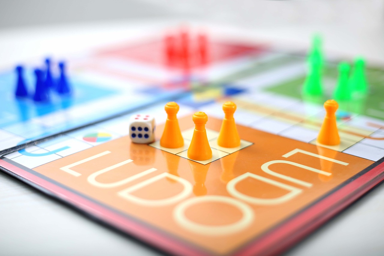 挑战与机遇并存的时代,最新时政问题解析