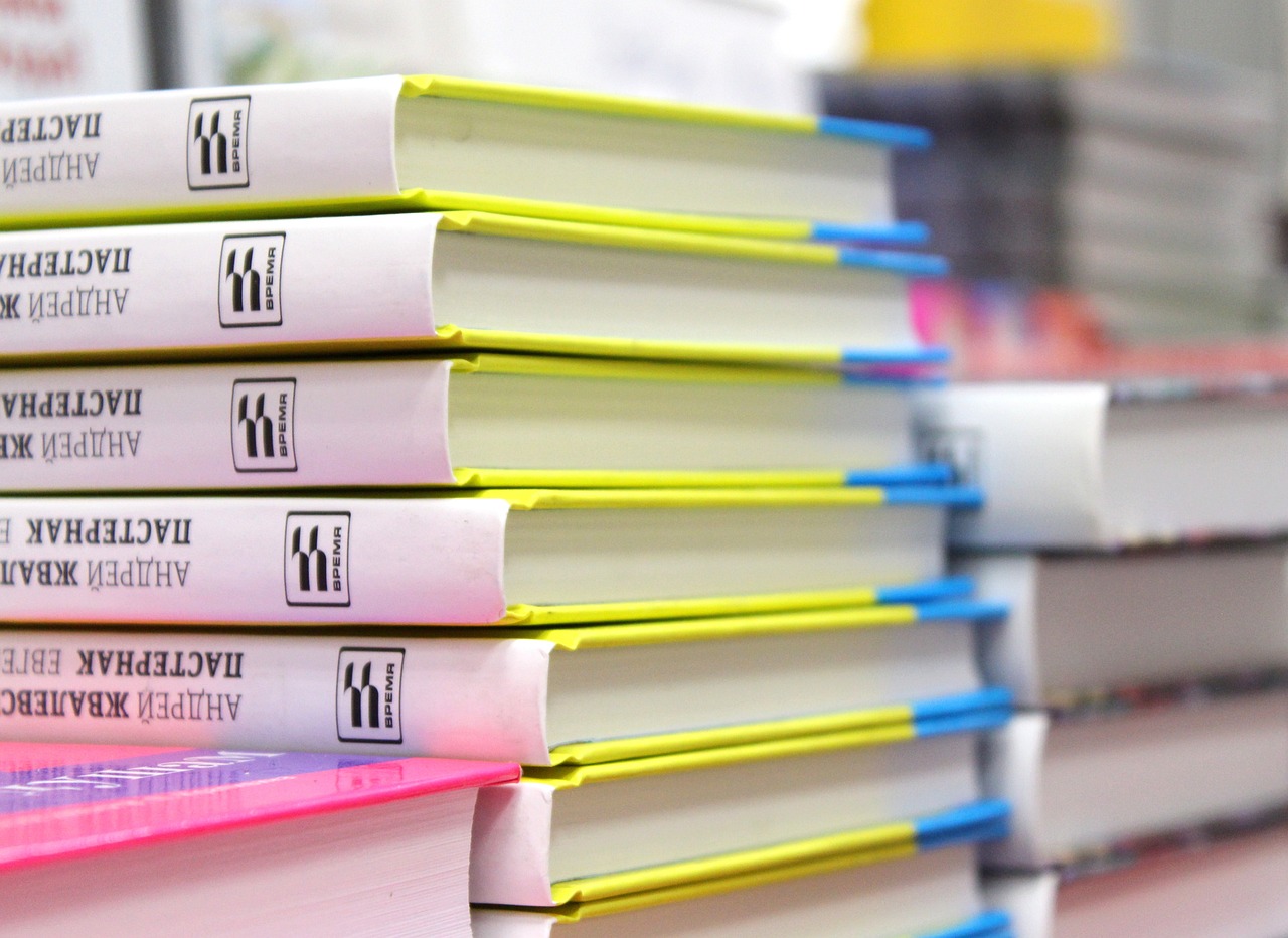 2024澳门天天开好彩大全正版,复刻款81.60.61：经典时尚的完美呈现