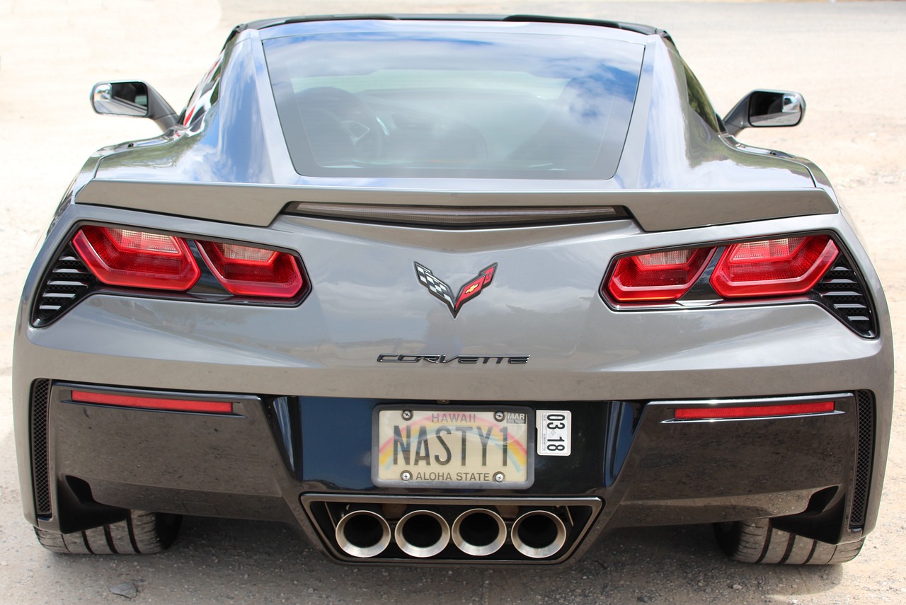 2024年新澳门天天开彩,领克汽车引擎盖设计薄巧，性能与美感兼具