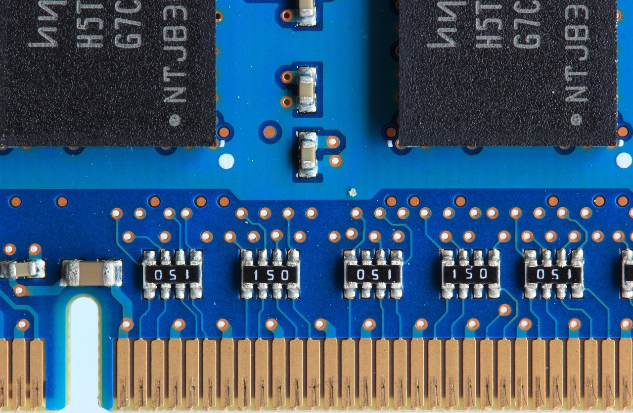 语言集成电路,连接人与机器的新桥梁