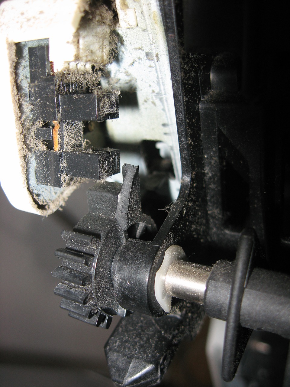 GP2Y1010AU0F灰尘传感器，空气质量监测的核心装置