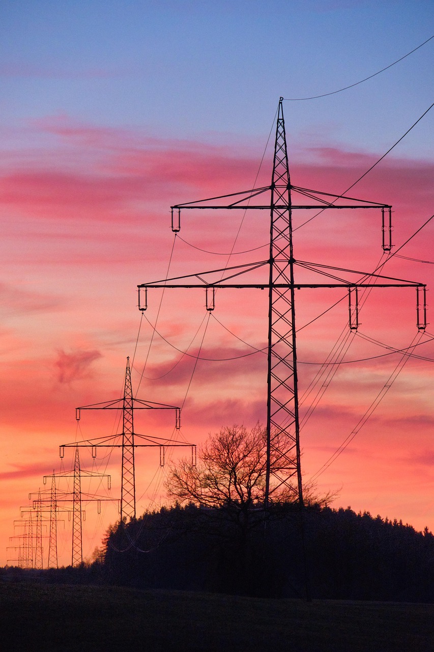 场效应管在电压放大中的应用及其作用解析