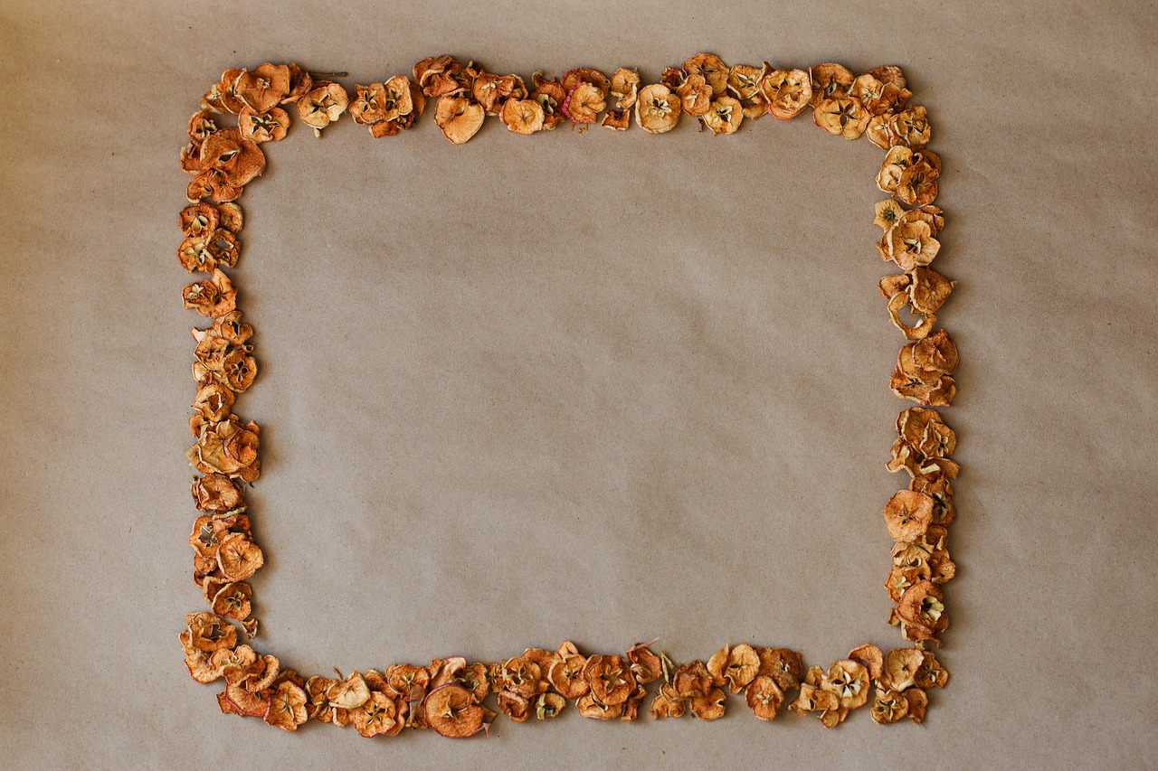 贴片电容的构成及其应用领域