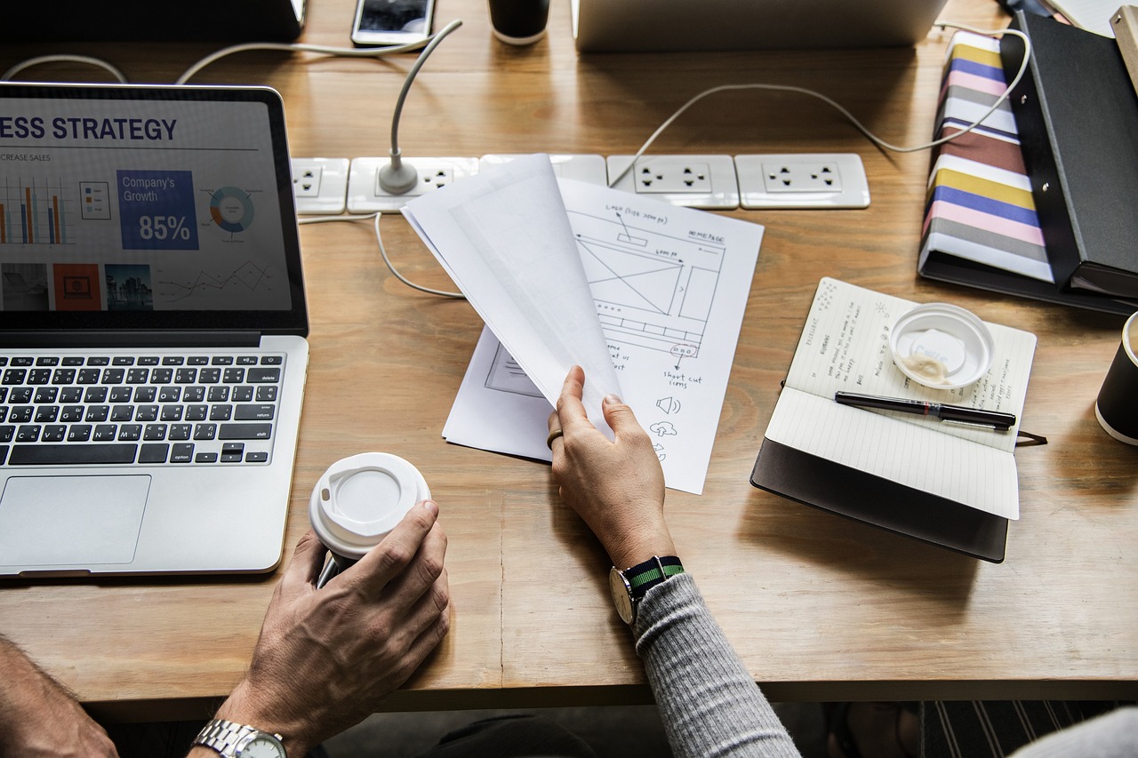 串行DAC芯片解析与应用探讨