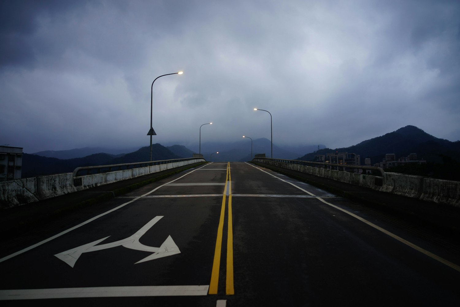 最新驾考视频助力考生轻松应对驾驶考试挑战!