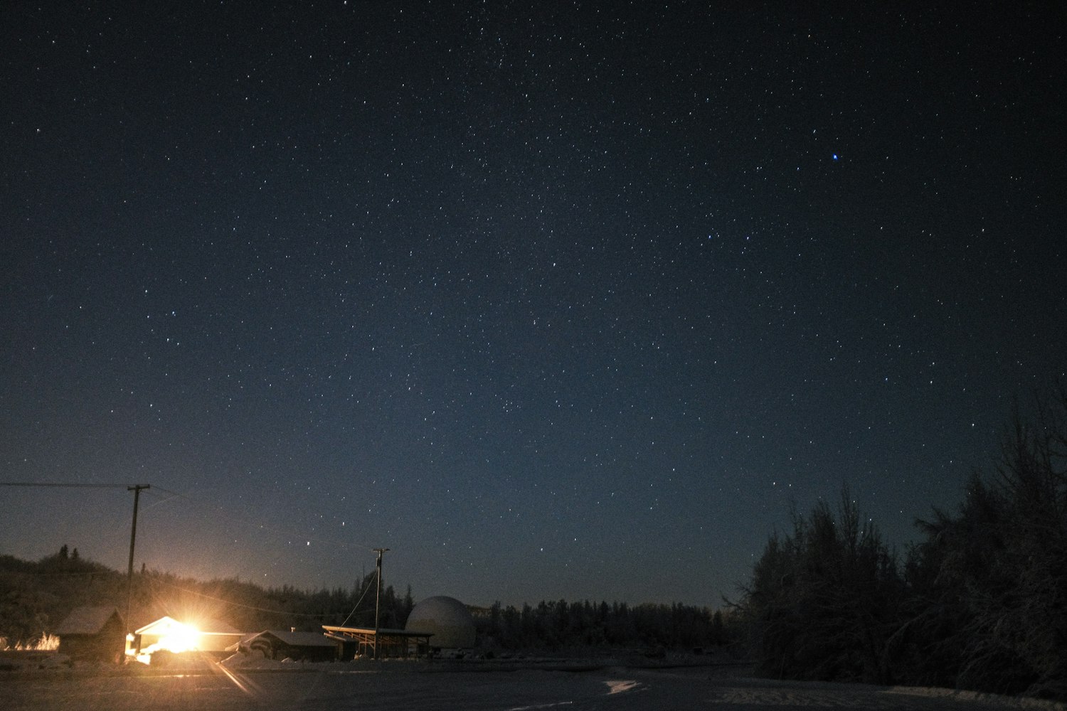揭秘未知宇宙的秘密武器，最新飞碟探索之旅