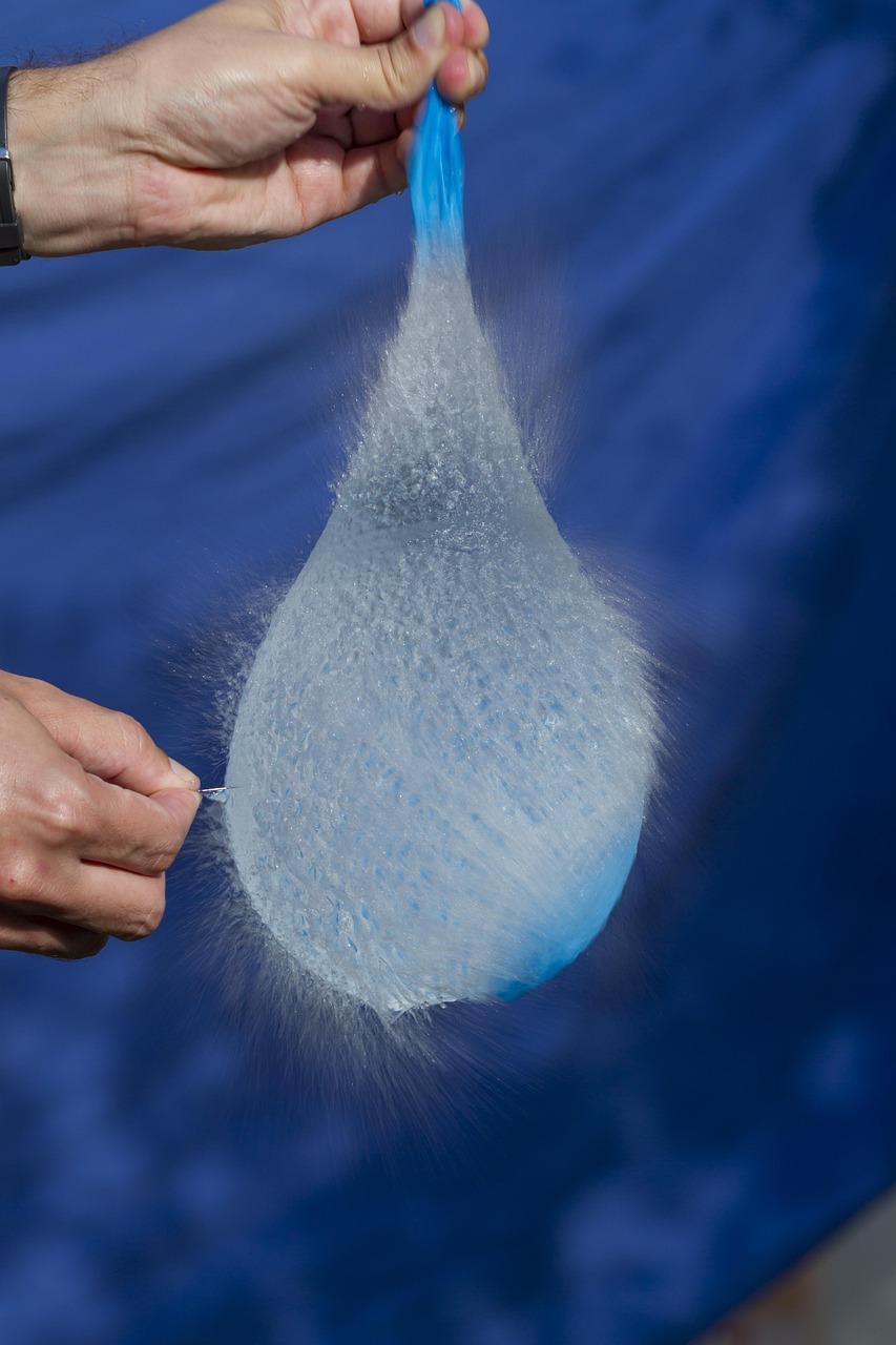 虹桥最新招聘动态，影响与趋势分析