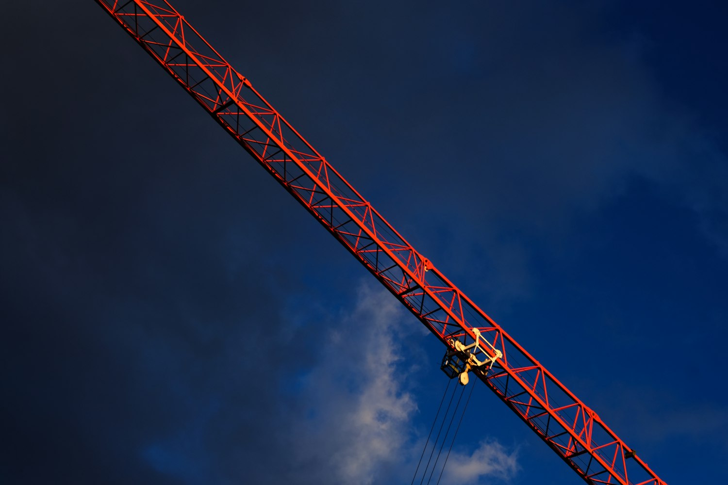 纲材最新价格及动态分析概述