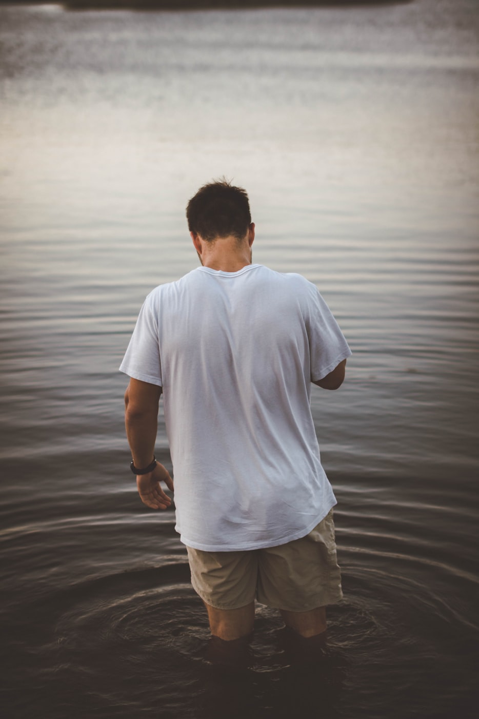 探索男性情感世界的多样性与力量，最新男同Voices亮相！