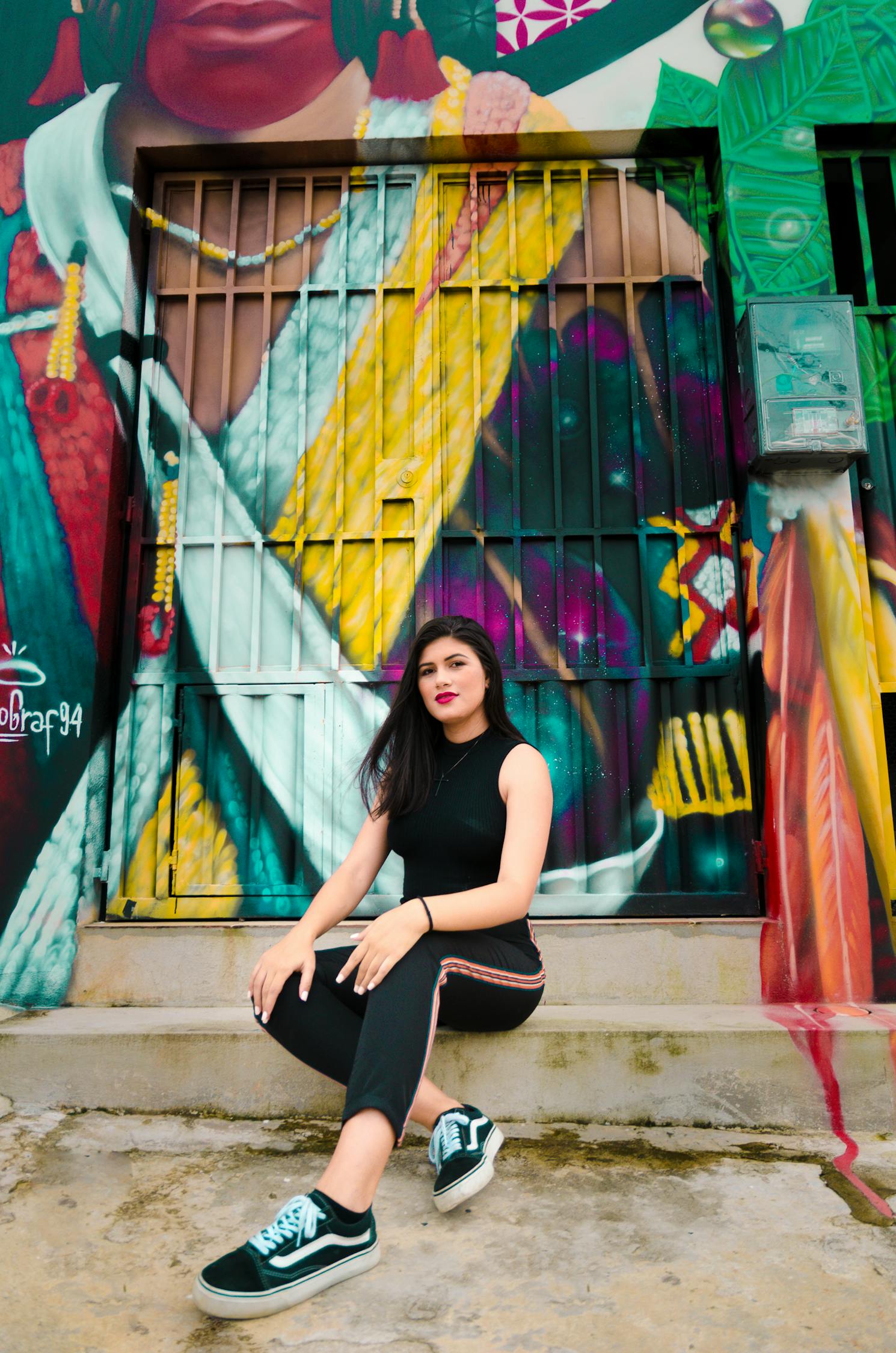 揭秘引领潮流的2017年拍照新姿势,潮流手势拍照指南