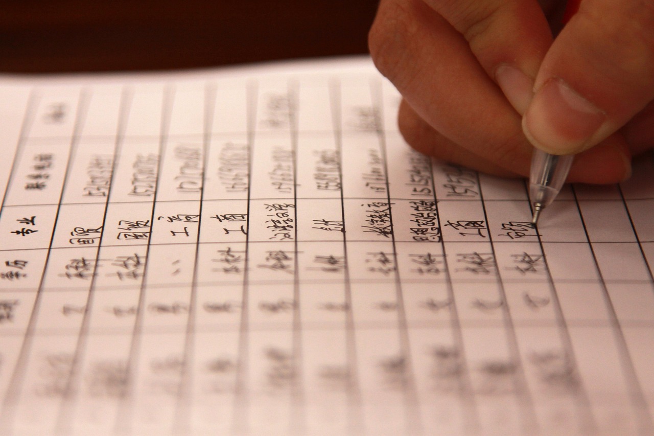 深圳冲压工招聘，职业前景、技能要求和求职攻略全解析